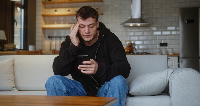 Man Can’t Believe AI Girlfriend Hasn’t Seen “Goodfellas”