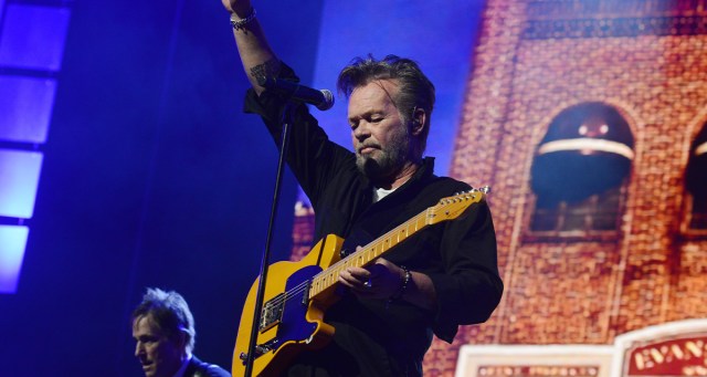 John Mellencamp Autobiography Contains Four Chapters About Other Things He Likes to Do With Chili Dogs
