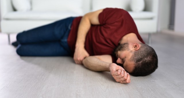 Punk Air Guitarist Air Overdoses on Air Heroin