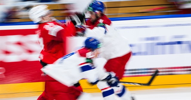 Opinion: Hockey Is Moshing