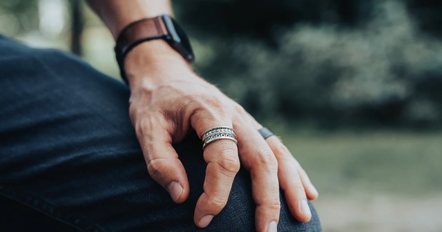 Punk Oura Ring Notifies Wearer That They Haven’t Had Cigarette in Over an Hour