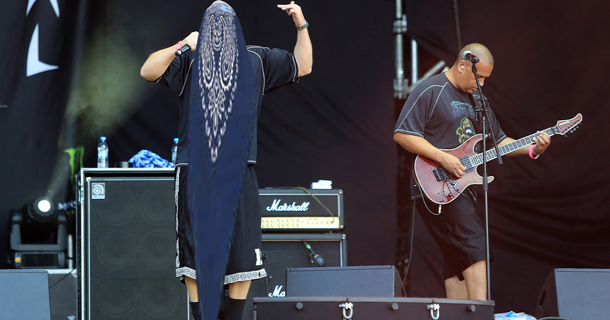 マイク・ミューア本人着用品★Suicidal Tendencies ハーフパンツ Suicidal Tendencies' Mike Muir Now Sporting Full-Body Bandana