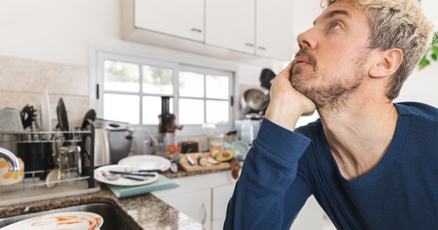 Dirty Dishes Stalemate Reaches Plastic Fork Stage 