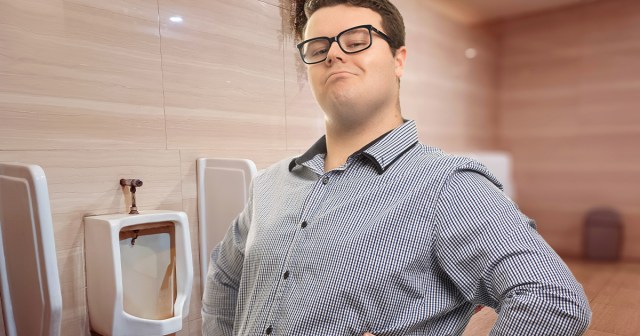 ‘Out of Order’ Sign on Urinal No Match for Free-Thinking Libertarian