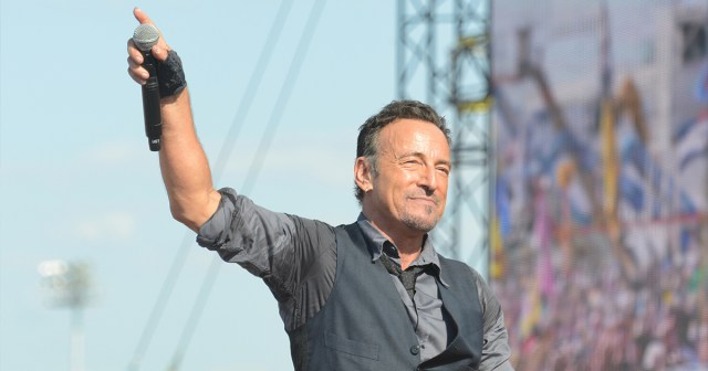 Bruce Springsteen Clarifies He Meant ‘Little Girl’ in the Misogynistic Way, Not the Pedophile Way