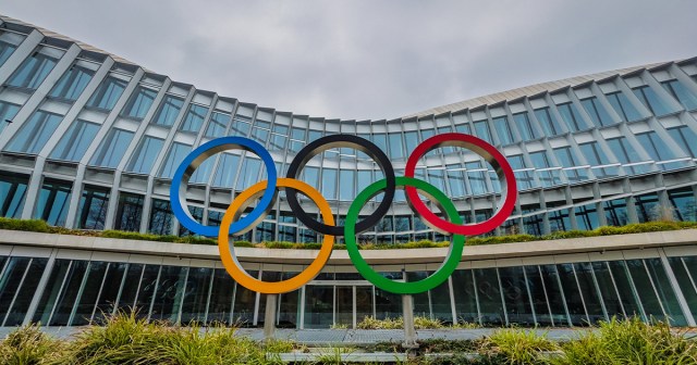 Inspiring! This Non-Profit Raised 7 Billion Dollars for Temporary Sports Arenas During the Largest Homelessness Crisis in Modern History