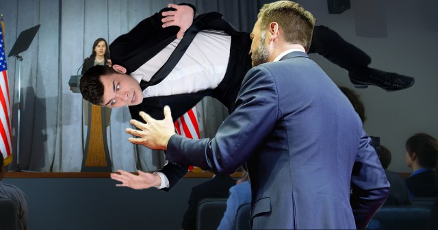 Bodyguard Jumps in Front of Politician To Block JD Vance Endorsement