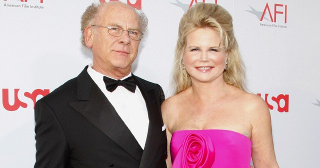 Report: Art Garfunkel Still Getting Ass From 1966’s ‘Parsley, Sage, Rosemary and Thyme’