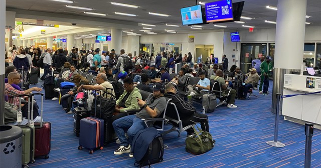 Delta, United, American Airlines Reaffirm Their Commitment To Charge Higher Prices for Increasingly Shitty Experience  