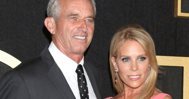 Cheryl Hines Dies From Sepsis After Kissing RFK Jr. On the Lips