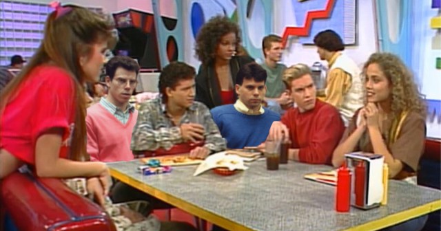 We Look Back on the ‘Saved by the Bell’ Episode Where Zack and the Gang Help the Menendez Brothers Murder Their Parents